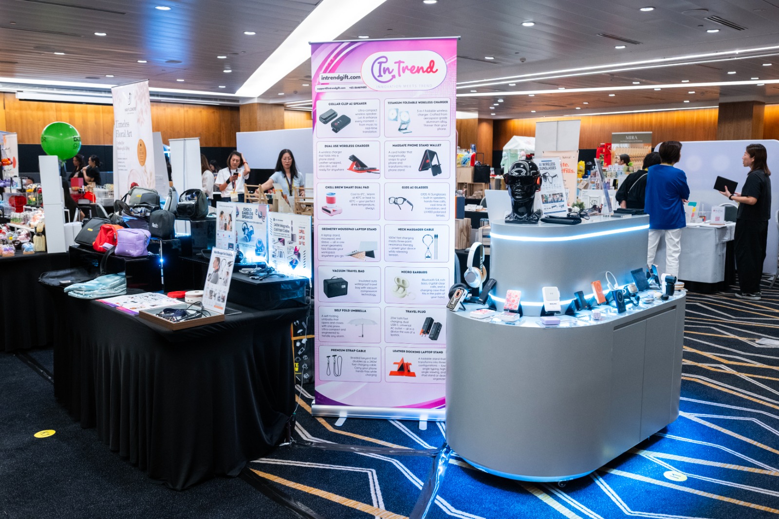 INTRENDGIFT Exhibition Table Setup